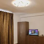 Eden Villa *
